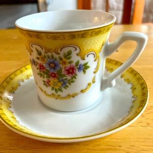 Winterling Bavaria demitasse cup and saucer set👩‍🦱🥰